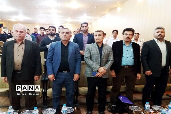 سمینار آموزشی پیشگیری از بیماری کرونا ویروس در شهرستان امیدیه
