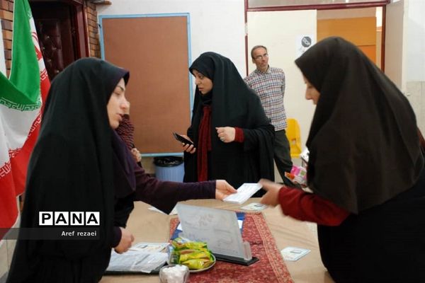 برگزاری همایش رأی اولی‌های ناحیه یک ری