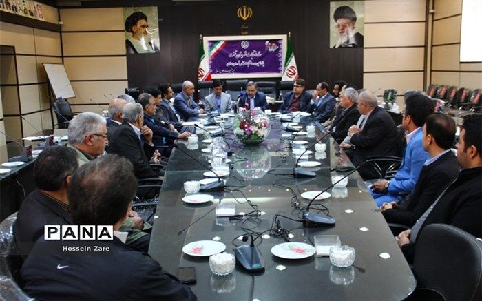 فرماندار تفت: اصناف و بازاریان از مردم برای مشارکت در انتخابات دعوت کنند