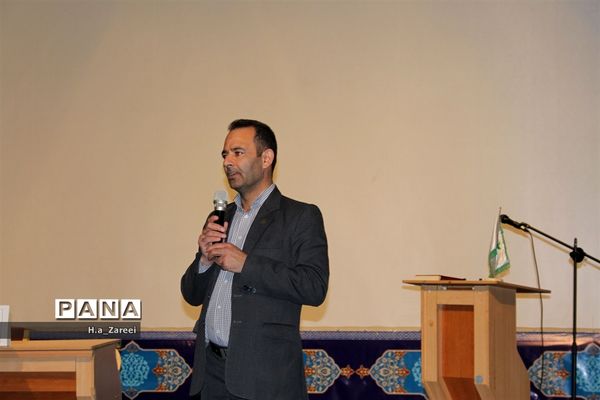 انتخابات مجلس دانش آموزی استان اصفهان (دختران)