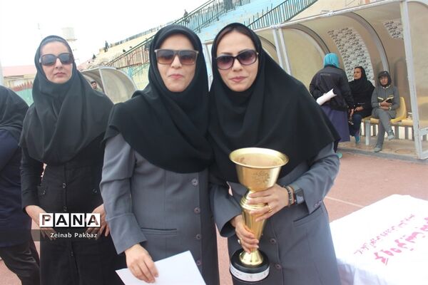 سی و یکمین دوره مسابقات قهرمانی دانش آموزان دختر مقطع متوسطه اول در رشته دو و میدانی