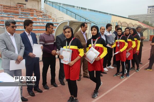 سی و یکمین دوره مسابقات قهرمانی دانش آموزان دختر مقطع متوسطه اول در رشته دو و میدانی