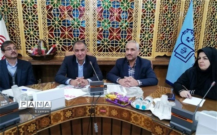 وظیفه آموزش و پرورش بعنوان پرچمدار توسعه و پایه ریز آموزش و فرهنگ کشور سنگین تر از سایر دستگاه ها است