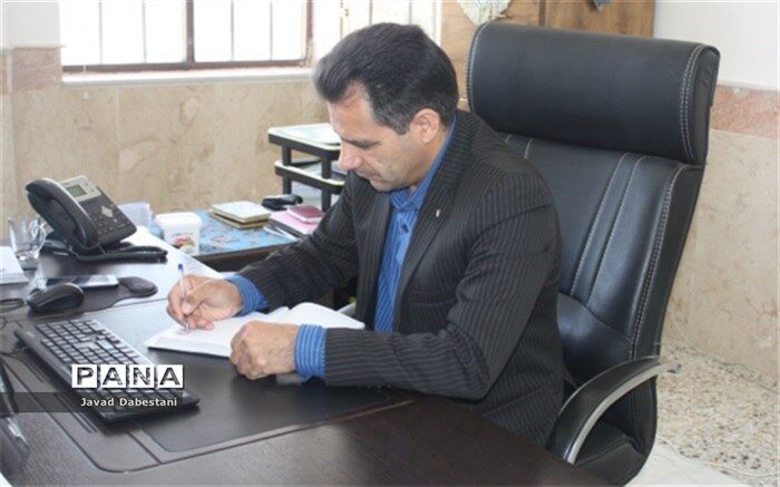 رییس آموزش و پرورش منطقه مروست : زندگی مجال تربیت است