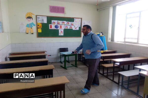 ضدعفونی وگندزدایی مدارس ابرکوه