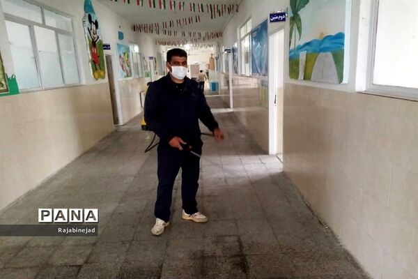 ضدعفونی وگندزدایی مدارس ابرکوه