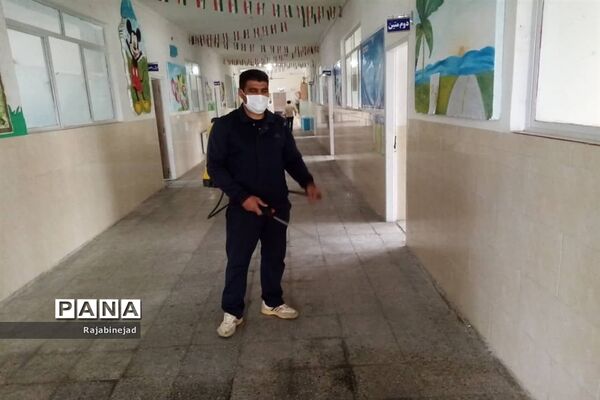 ضدعفونی وگندزدایی مدارس ابرکوه