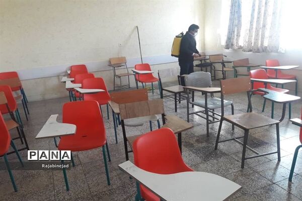 ضدعفونی وگندزدایی مدارس ابرکوه