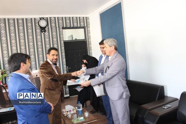 تقدیر مدیریت آموزش و پرورش دشتستان از حوزه معاونت پرورشی و تربیت بدنی