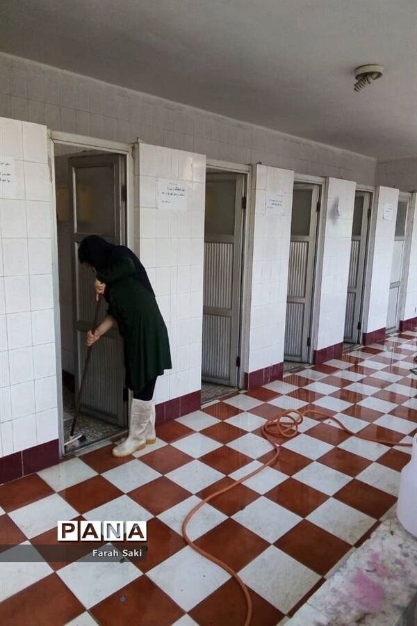 گندزدایی دبیرستان تشکیلاتی دخترانه پاینده در اهواز