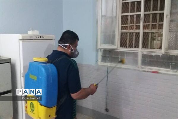 ضدعفونی و گندزدایی مدارس شهرستان حمیدیه