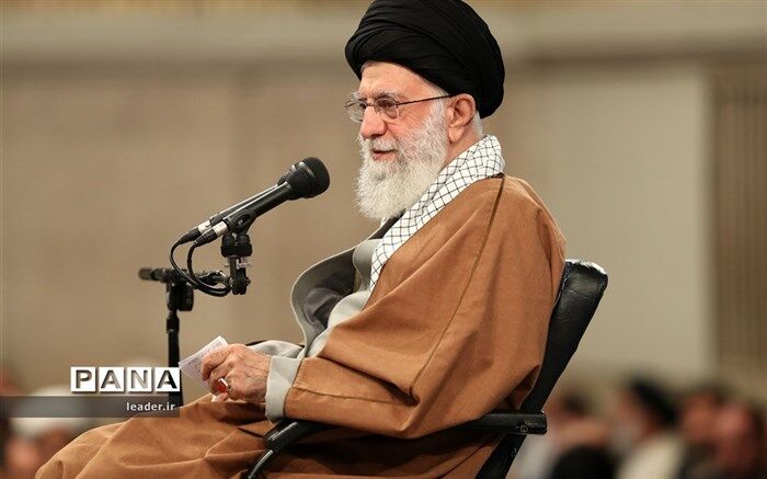 اذن رهبر انقلاب به استفاده از اصل ۸۵ برای بودجه ۹۹