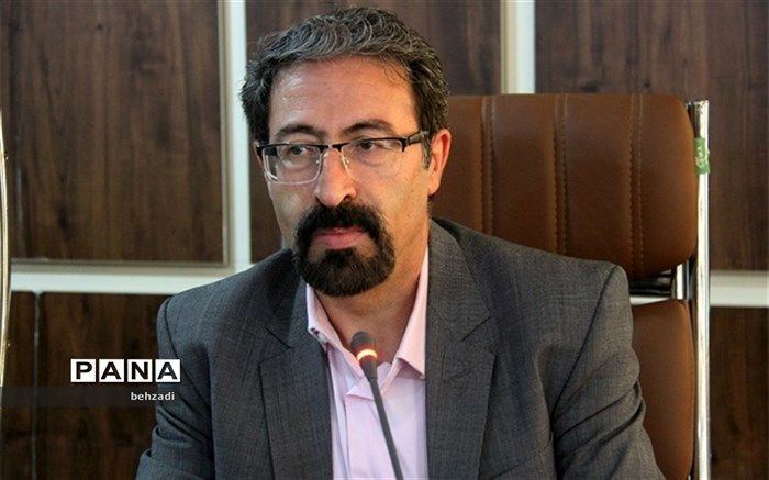 بسته‌های آموزشی در مناطق کمتر برخوردار کرمان توزیع می‌شود