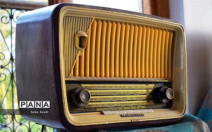 درخانه بمانیم برنامه جدید شبکه رادیویی پیام