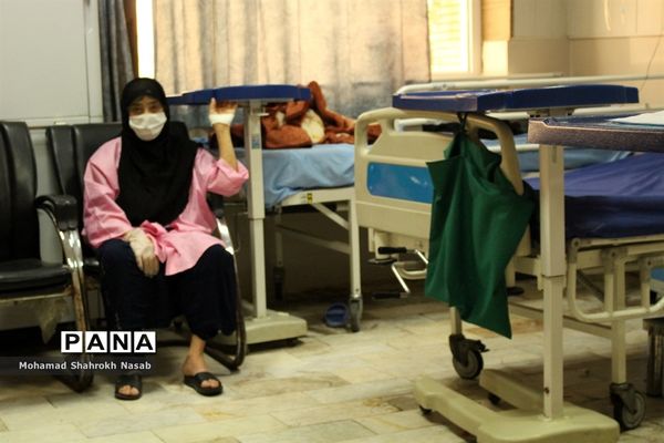 پرستاران بیمارستان رازی اهواز در خط مقدم مبارزه با کرونا ویروس