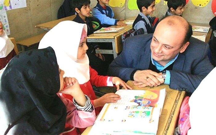 سیفی: بر اساس اساسنامه مدارس عشایری، سرانه این مدارس سه برابر مدارس عادی است