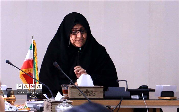 سید مومن: قرنطینه خانگی، فرصتی برای کنارهم بودن اعضای خانواده است