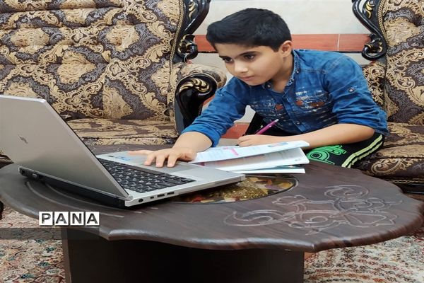 درس خواندن تعطیلی ناپذیر است