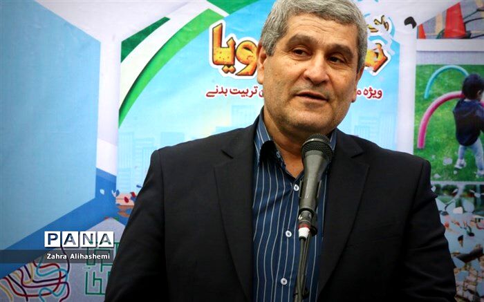 حمیدی: سناریوهای مختلف آموزشی برای پیش گیری و کنترل ویروس کرونا تا پایان سال تحصیلی بررسی‌ خواهد شد