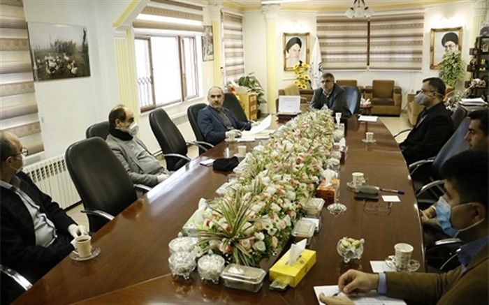 مدیرکل آموزش و پرورش استان گیلان بر ضرورت دورکاری و شیفت‌بندی همکاران اداری تأکید کرد