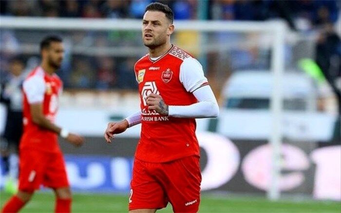 خبر ویژه برای قهرمان ایران؛ ستاره جنجالی به پرسپولیس برمی‌گردد