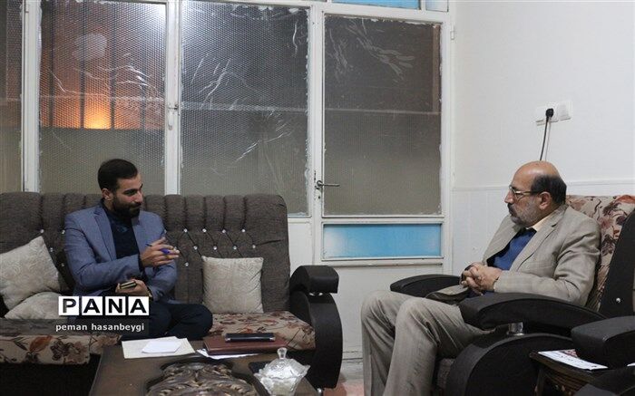 منتخب مردم قزوین در گفتگو با پانا: کمیسیون فضای مجازی را در مجلس یازدهم راه می اندازم