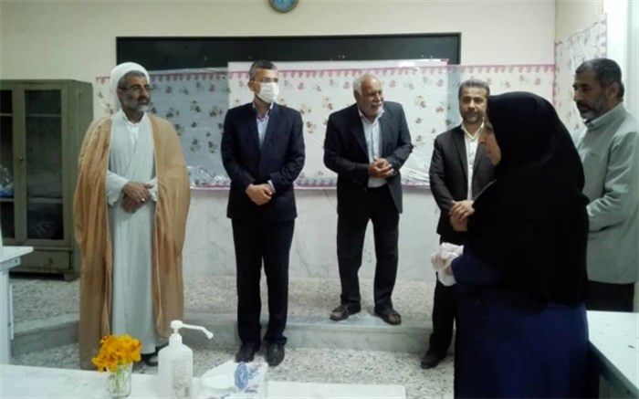 بازدید نماینده منتخب دشتستان از کارگاه تولید ماسک در شهر سعدآباد