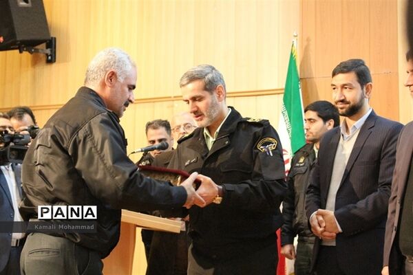 عکس‌های منتخب سال 1398 استان‌های اردبیل، چهارمحال بختیاری، گیلان، کرمان، کردستان و مرکزی