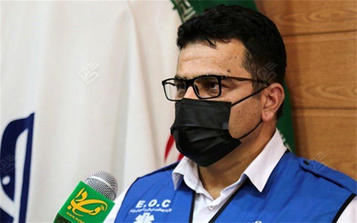 رعایت فاصله‌گذاری اجتماعی در جامعه به ویژه نانوایی‌ها، بانک‌ها و ادارات ضروری است