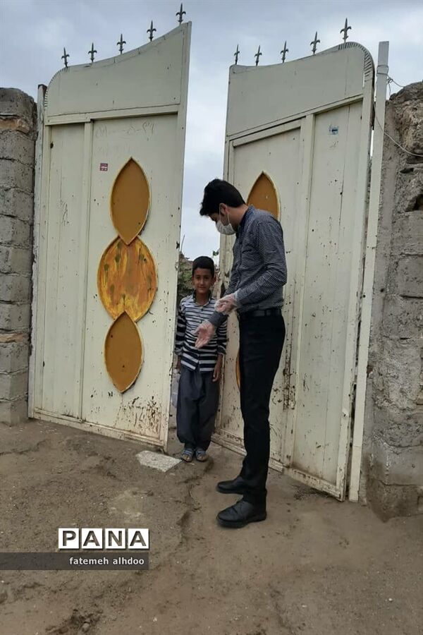 توزیع بسته‌های بهداشتی در روستاهای شمال سیستان و بلوچستان
