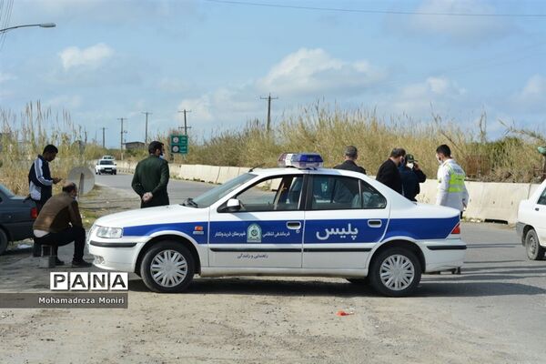 کنترل مسافران در ورودی شهرستان فریدونکنار
