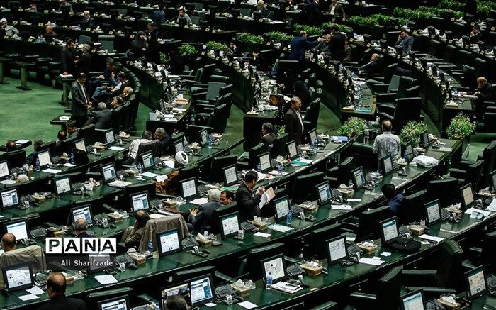 طرح سه فوریتی تعطیلی و قرنطینه کامل کشور تقدیم هیات رییسه مجلس شد
