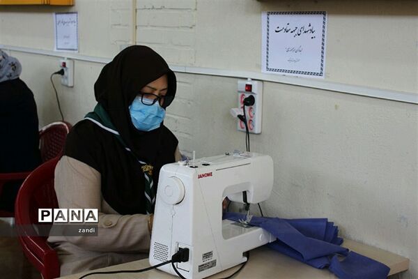 تولید ماسک توسط کارشناسان و پیشتازان سازمان دانش آموزی