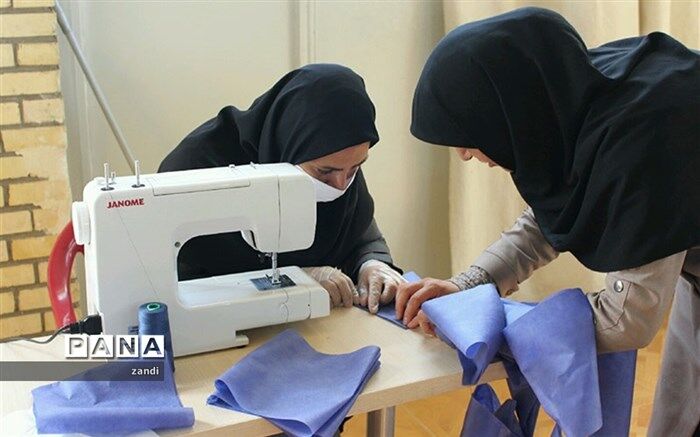 تولید و توزیع رایگان۶ هزار لباس پرستاری و 180هزار ماسک از سوی کانون‌های فرهنگی تربیتی