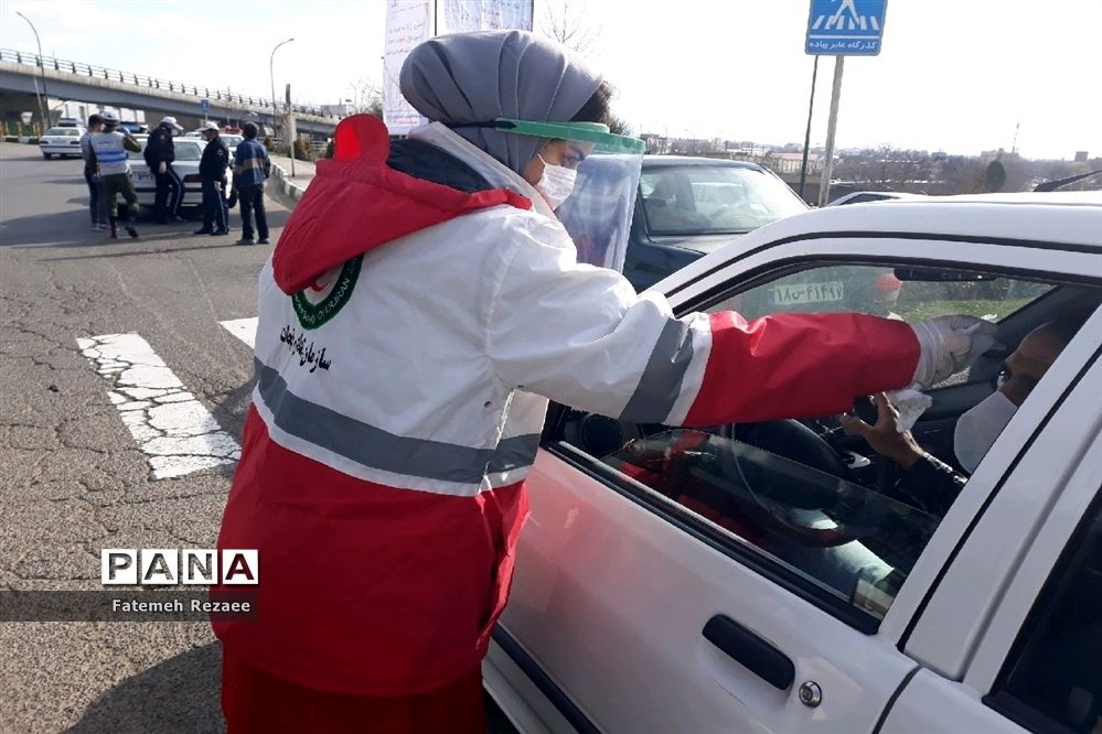 کنترل ورودی‌های شهر زنجان توسط نیروهای امدادی، حفاظتی، امنیتی و علوم پزشکی