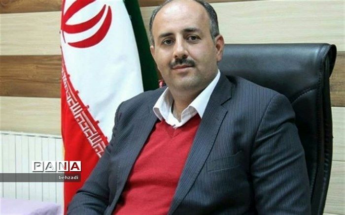 انتخاب شبکه اجتماعی برای تمامی مدارس دولتی و غیر دولتی ضروری است