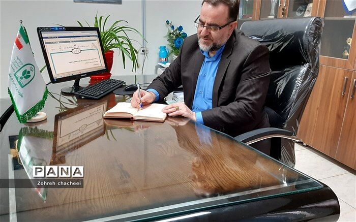 عنایت مهر: نباید از تبعات منفی فضای مجازی بر تربیت دانش آموزان  غافل بود