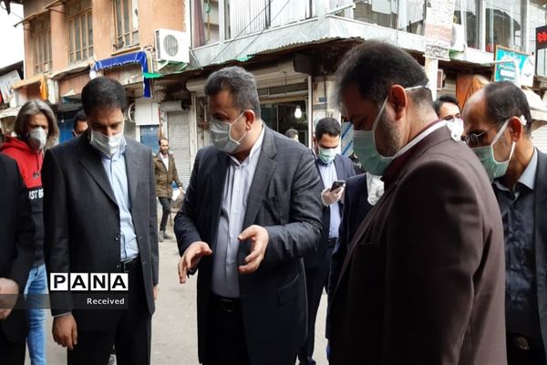 بازدید استاندار از اجرای فاصله‌گذاری اجتماعی در قائم شهر