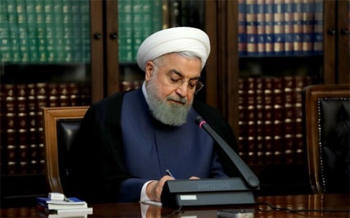 روحانی: بازگشایی تدریجی مشاغل با دقت و رعایت اصول بهداشتی انجام شود