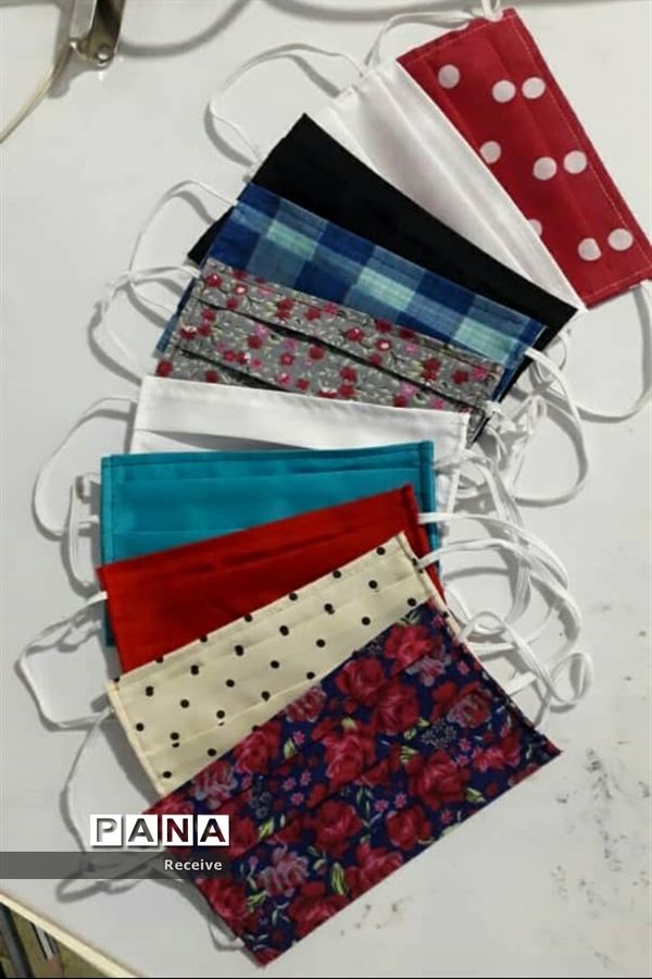 تولید ماسک و محلول ضدعفونی در مدارس فارس