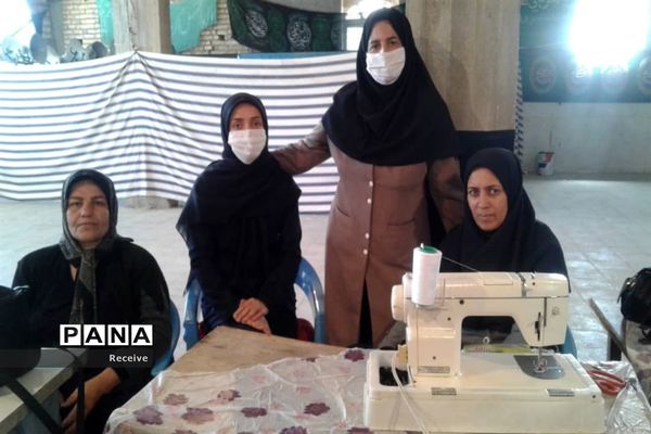 تولید ماسک و محلول ضدعفونی در مدارس فارس