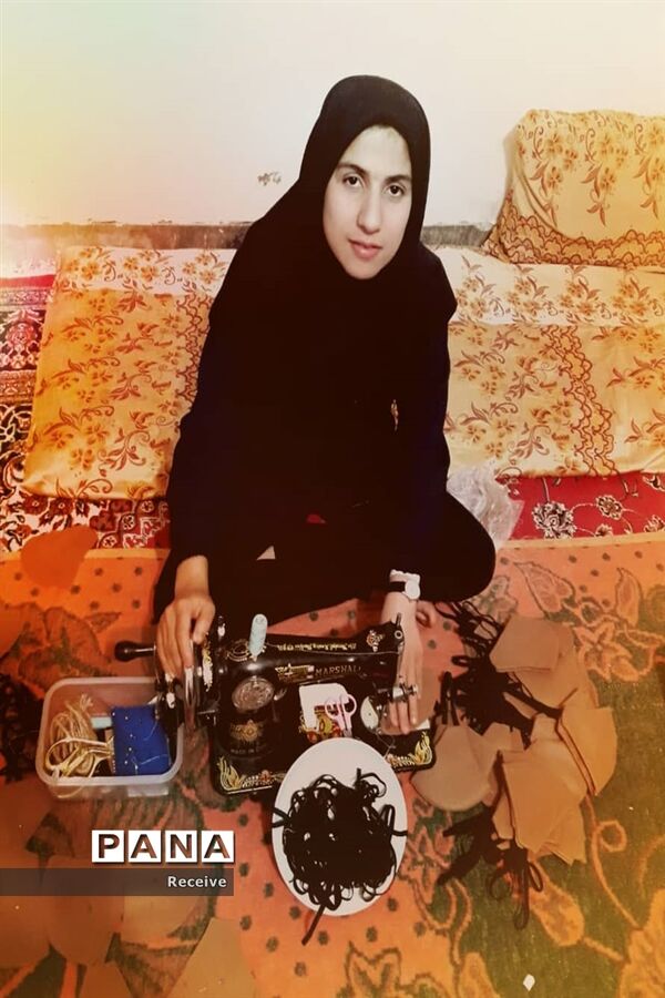 تولید ماسک و محلول ضدعفونی در مدارس فارس