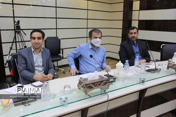 جلسه کار گروه شبکه اجتماعی دانش‌آموزی (شاد)آموزش و پرورش استان بوشهر