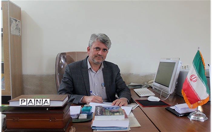 پشتکار و تلاش معلمان نرماشیری در تدریس مجازی مانع توقف جریان آموزش شده اند