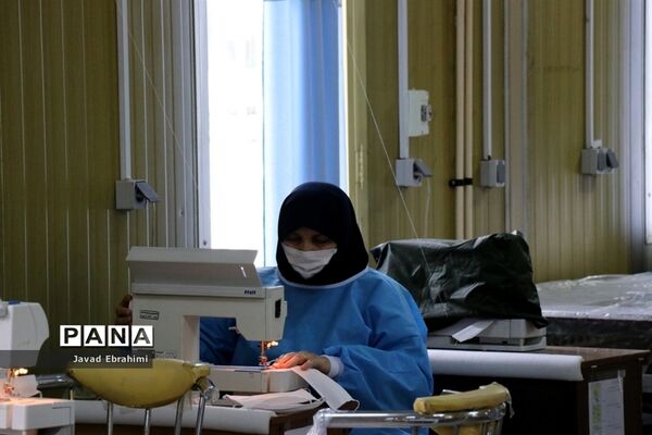 تولید ماسک در آموزشگاه ایثارگران ناحیه 4 مشهد