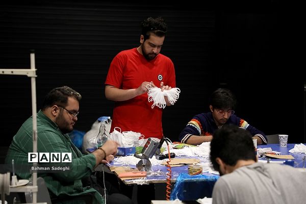 تولید ماسک در سالن تئاتر «حافظ»