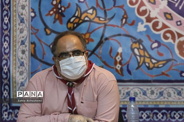 نشست هم اندیشی گروه تولید محتوای سازمان دانش آموزی شهر تهران