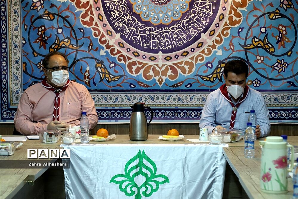 نشست هم اندیشی گروه تولید محتوای سازمان دانش آموزی شهر تهران