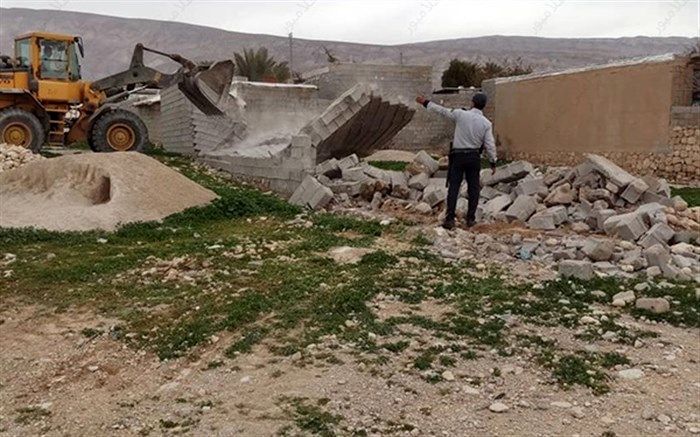 رفع تصرف بیش از 2 میلیون و 340 هزار مترمربع از اراضی دولتی در فارس