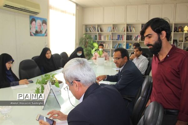 جلسه هماهنگی تولید محتوای الکترونیکی فرهنگی و هنری آموزش و پرورش استان بوشهر